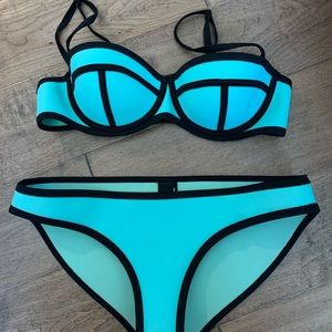 Aqua Triangl Bikini